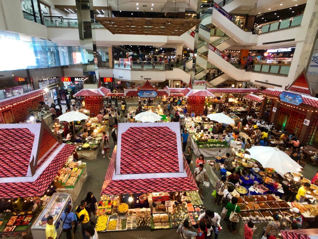 Food Market at Imperial World Samrong